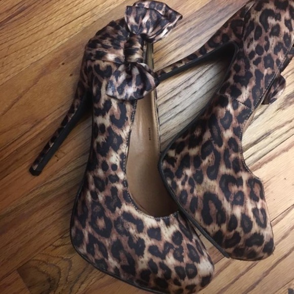 Leopard heels - Picture 1 of 2